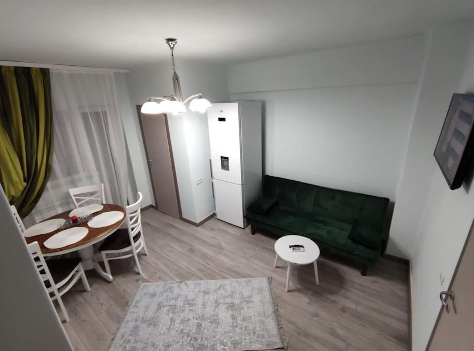 Relax Downtown Suite Köstence Dış mekan fotoğraf